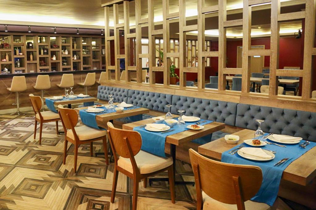 A restaurant or other place to eat at Yasmin Bodrum Resort