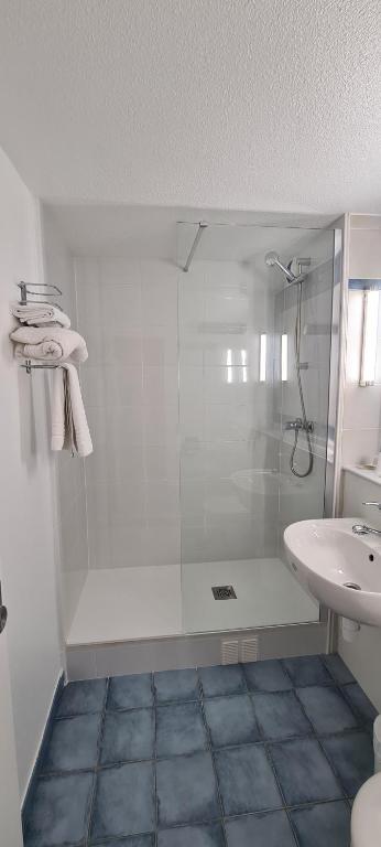 Kyriad Direct Nancy Sud -Vandoeuvre - 1 Lit Double