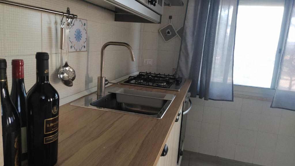 A kitchen or kitchenette at Dimora Carucci