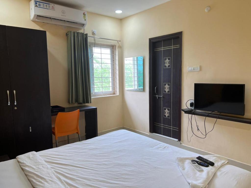 HOTEL SRIRAMA EMPIRE - Chambre Double De Luxe Avec Bain
