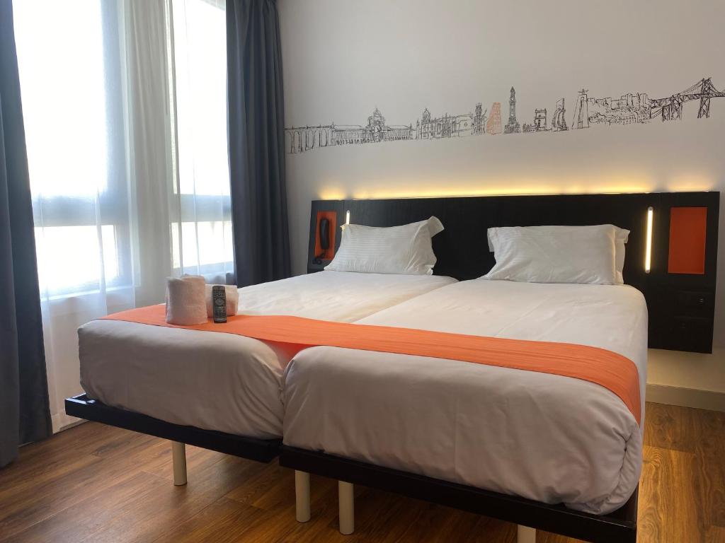 easyHotel Lisbon - Resim 28