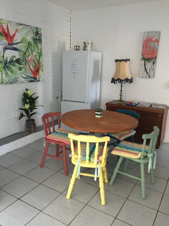 Tranquil and Spacious Flat and Sound of the Ocean - Appartamento Con Due Camere Da Letto