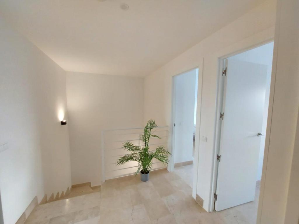 Fotografie z fotogalerie ubytování Vivienda adosada agradable y cómoda cerca del mar v destinaci Manilva