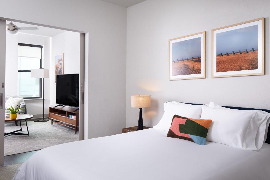 Sentral East Austin at 1614 E Sixth - 
