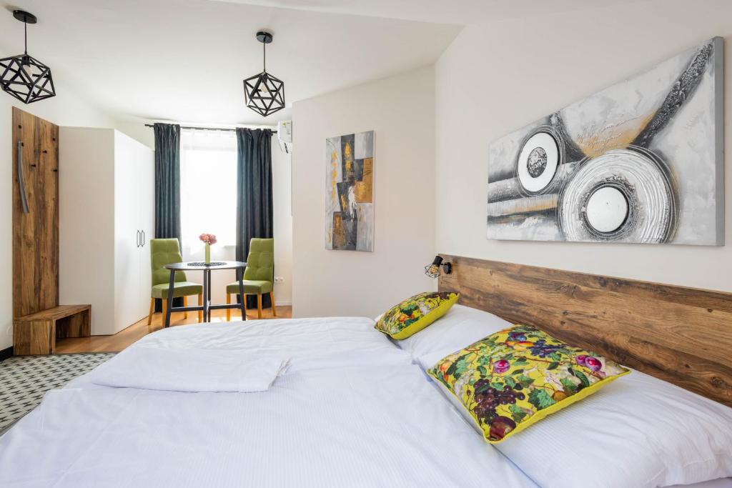 HighNest apartments - One-Bedroom Apartment