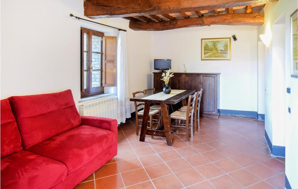 Beautiful apartment in Magione with Outdoor swimming pool, WiFi and 1 Bedrooms