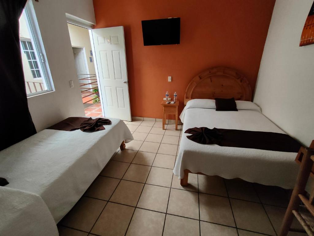 Hotel & Bungalows La Casa de Fortu - Deluxe Triple Room