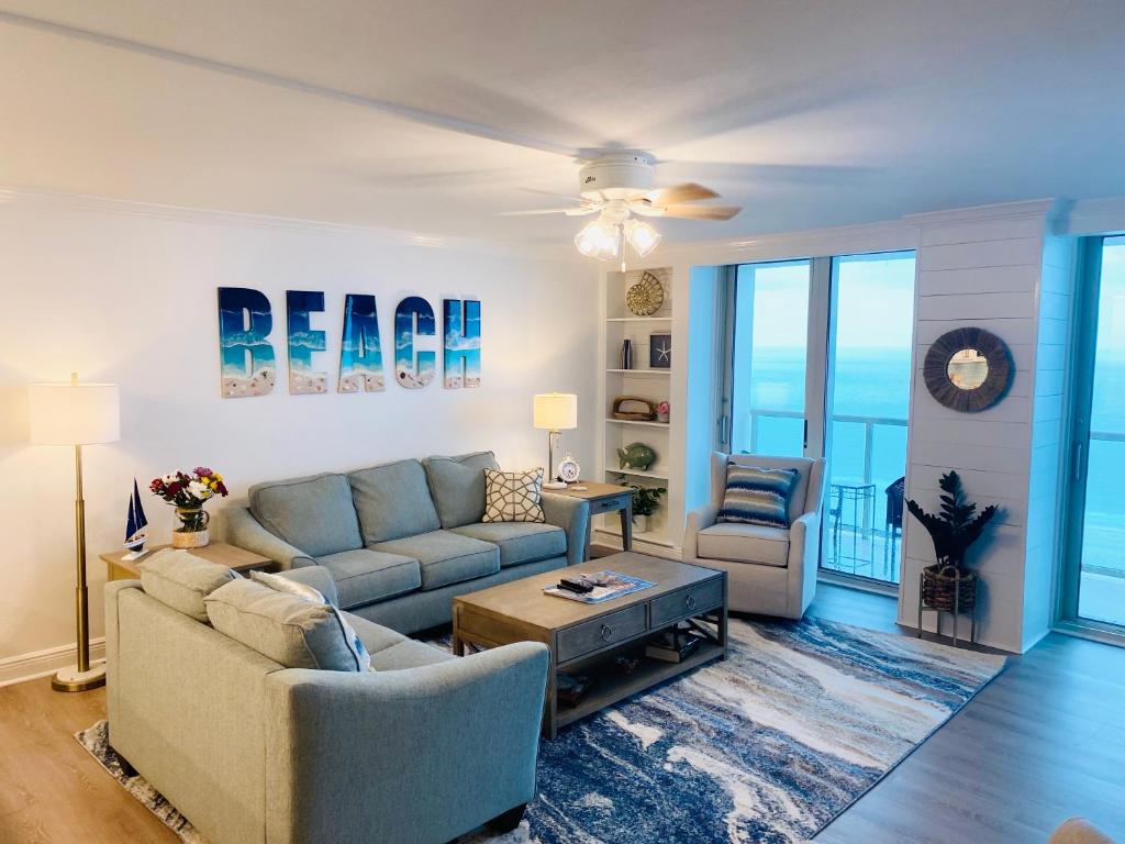 Oceanfront at Sabine Yacht and Racquet Club, Pensacola Beach (updated