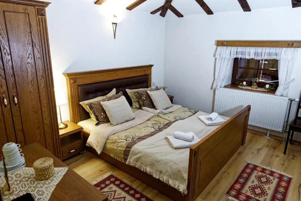 The House of the Miyaks - Drievoudige Kamer Met Uitzicht Op De Bergen
