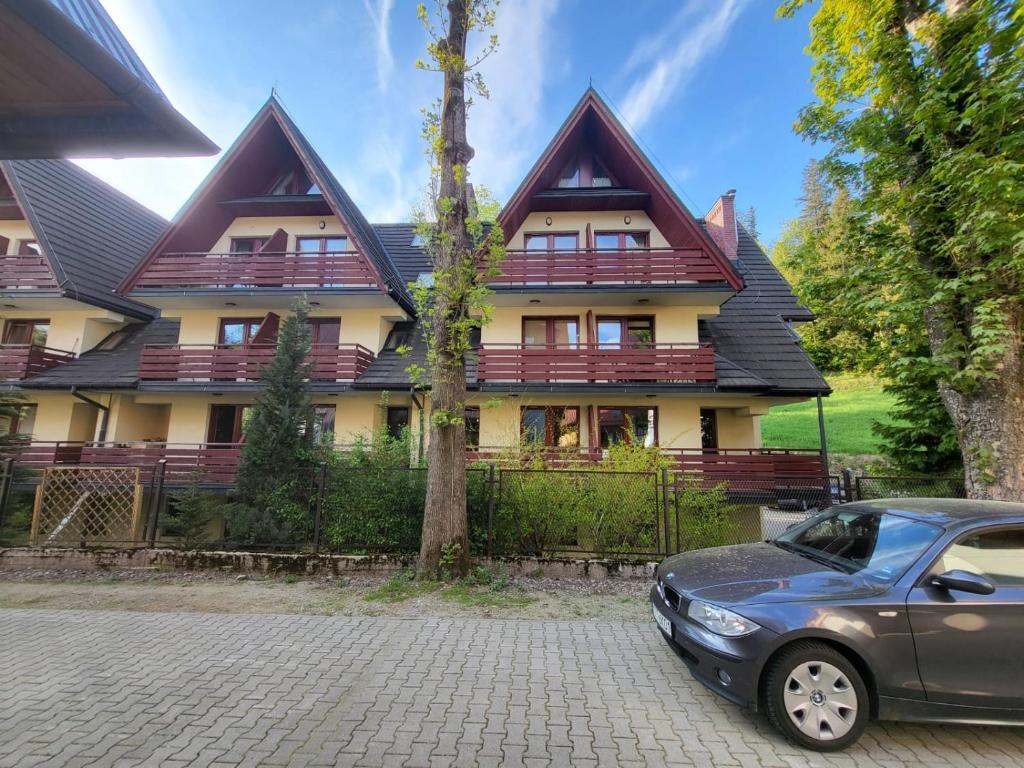 Budova, v ktorej sa apartmán nachádza
