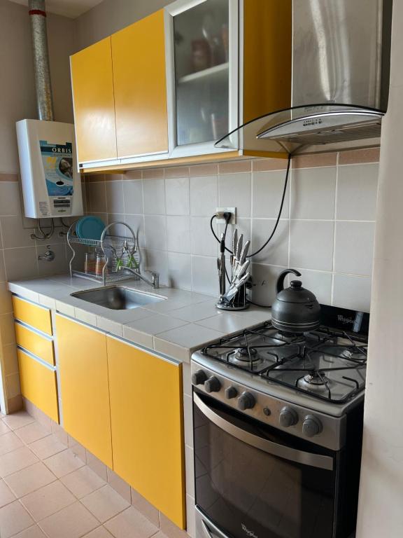Kuchyň nebo kuchyňský kout v ubytování Verde Limón - Casa compartida