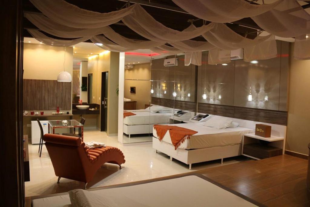 Katil atau katil-katil dalam bilik di Lotu's Motel