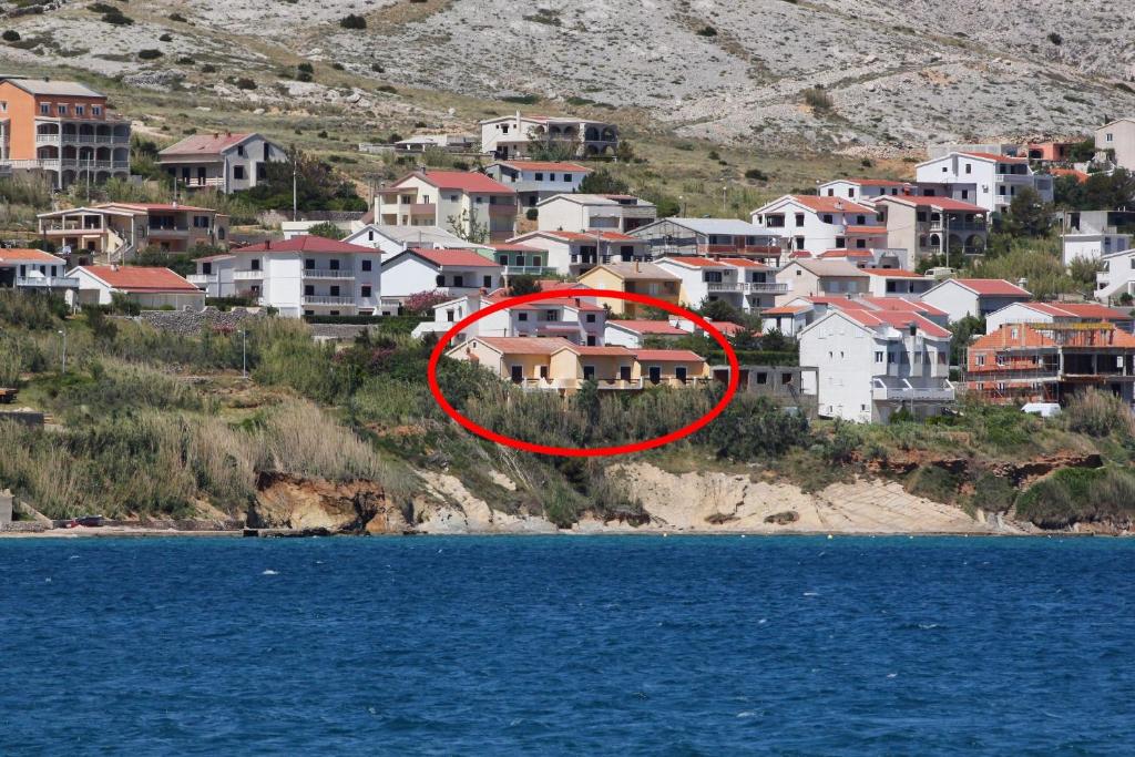 Zdjęcie z galerii obiektu Apartment Pag 4119d w mieście Pag