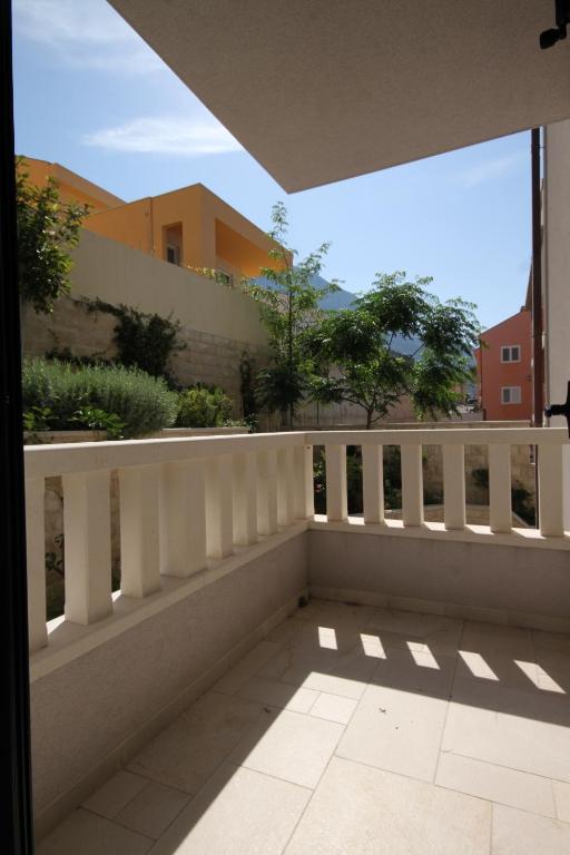 Fotografia z galérie ubytovania Apartments with a parking space Makarska - 3751 v destinácii Makarska