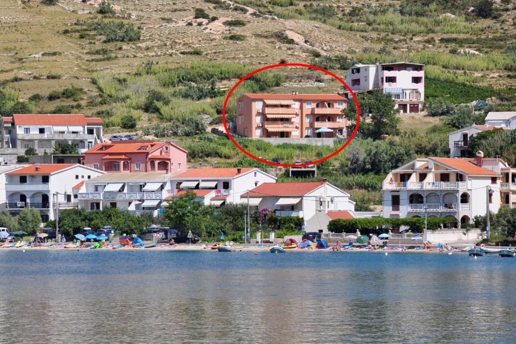 Fotografia z galérie ubytovania Apartments with a parking space Metajna, Pag - 4115 v destinácii Zubovići