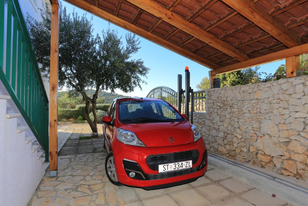 Fotografia z galérie ubytovania Apartments by the sea Sevid, Trogir - 2044 v Sevide