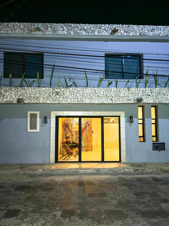 El edificio en el que está el hostel