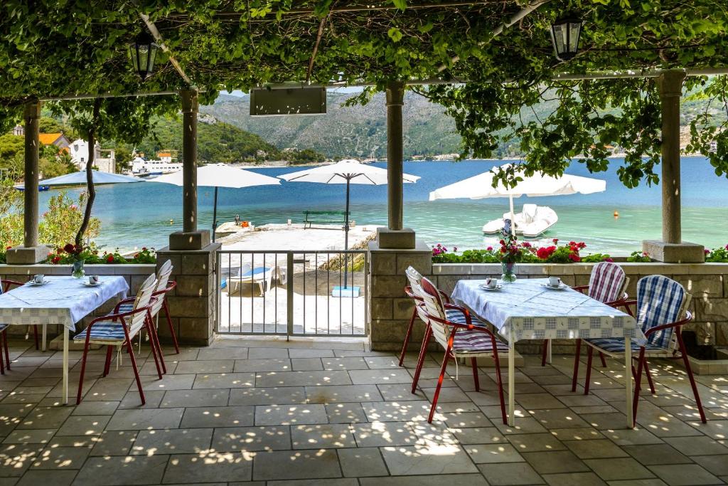 Zdjęcie z galerii obiektu Apartments and rooms by the sea Zaton Veliki, Dubrovnik - 2110 w mieście Zaton