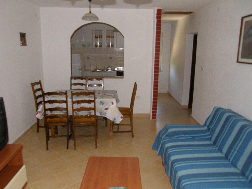 Zdjęcie z galerii obiektu Apartments with a parking space Fazana - 2261 w Fažanie