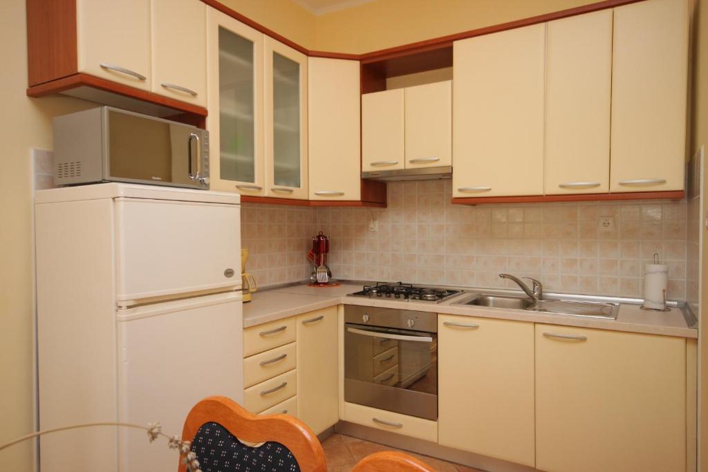 Fotografia z galérie ubytovania Family friendly apartments with a swimming pool Manjadvorci, Marcana - 2209 v destinácii Barban
