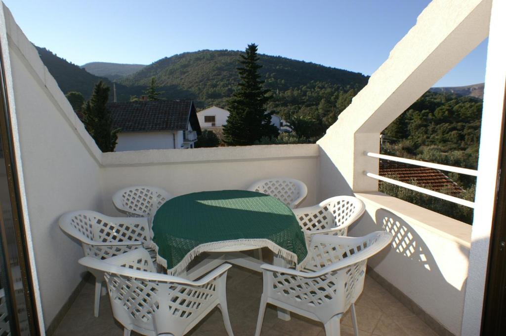 Fotografia z galérie ubytovania Apartments with a parking space Stari Grad, Hvar - 4014 v Starom Grade