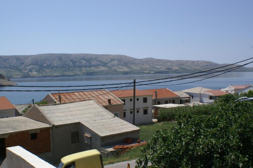 Zdjęcie z galerii obiektu Apartment Metajna 4150c w mieście Metajna
