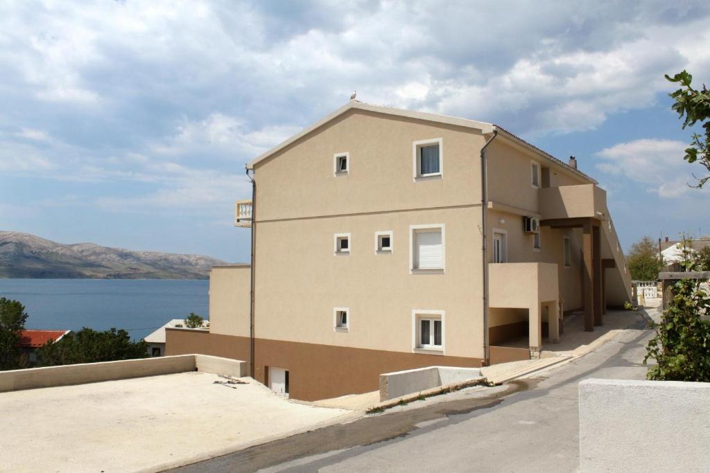 Fotografia z galérie ubytovania Apartments with a parking space Metajna, Pag - 4116 v destinácii Zubovići