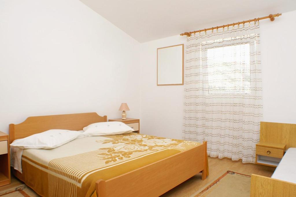 Fotografia z galérie ubytovania Apartments with a parking space Metajna, Pag - 4116 v destinácii Zubovići