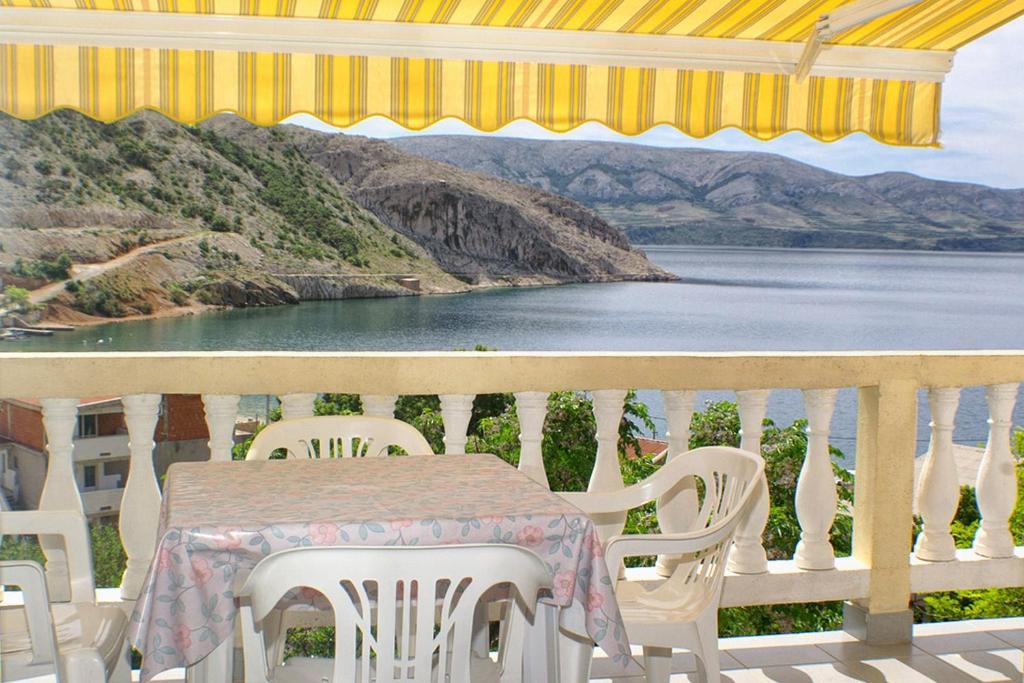 Fotografia z galérie ubytovania Apartments with a parking space Metajna, Pag - 4116 v destinácii Zubovići