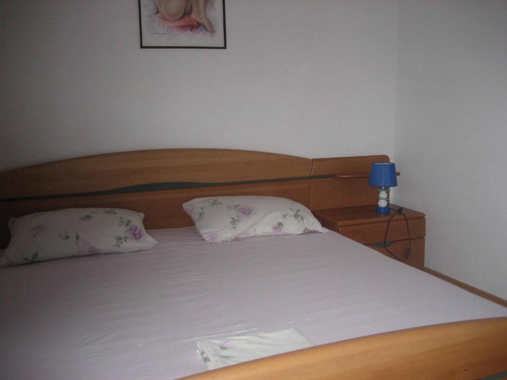 Fotografia z galérie ubytovania Seaside holiday house Pisak, Omis - 4280 v Pisaku