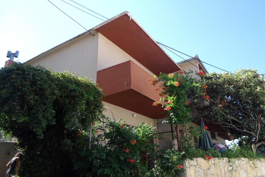 Fotografia z galérie ubytovania Apartments and rooms by the sea Sumpetar, Omis - 2099 v destinácii Jesenice