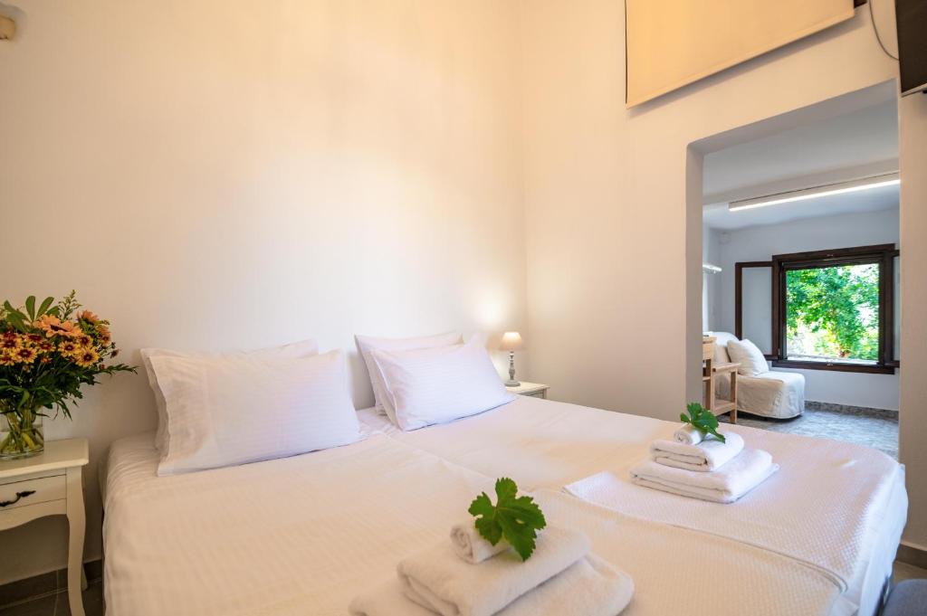 Marthas DeLight Rooms - 2