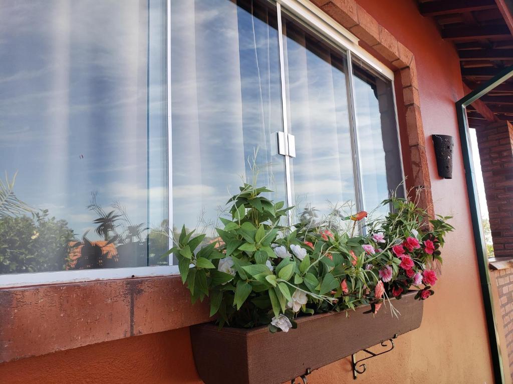 Águas Chalés Temporada - Chalés e Lofts Confortáveis - Piscina - Próximo ao Thermas - Desván