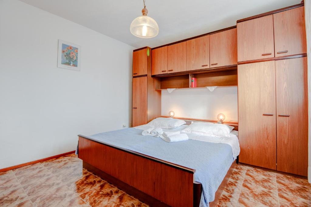 Fotografia z galérie ubytovania Apartments by the sea Vrboska (Hvar) - 4025 v destinácii Vrboska