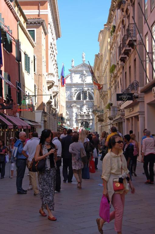 Gallery image of Hotel Torino in Venice