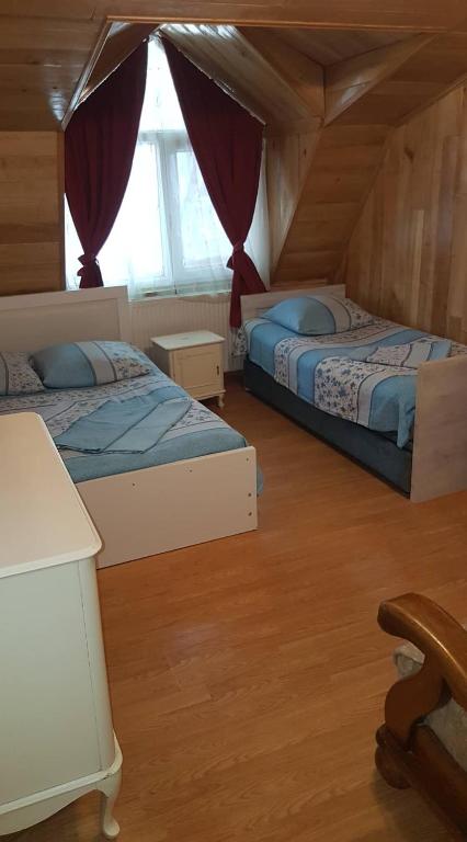 Postel nebo postele na pokoji v ubytování When in Tbilisi