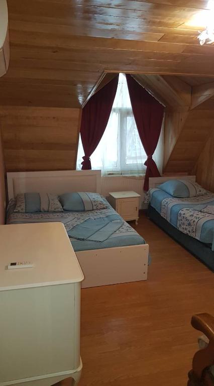 Postel nebo postele na pokoji v ubytování When in Tbilisi