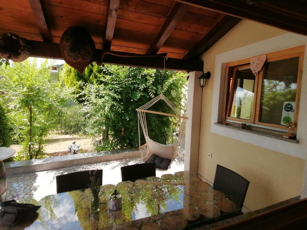 Ogród w obiekcie Holiday house Dol