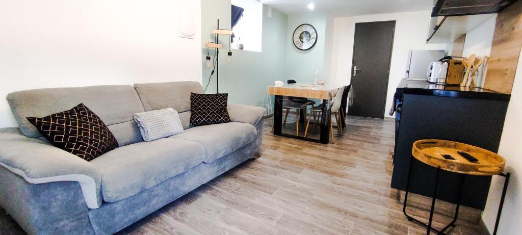 Kuchyň nebo kuchyňský kout v ubytování loft industriel L'Idaho