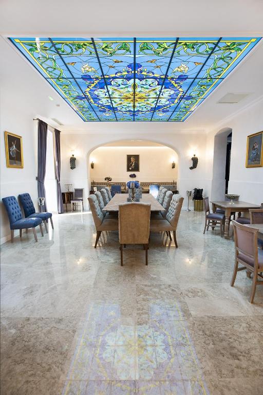 Posezení v ubytování Hotel Caraiman