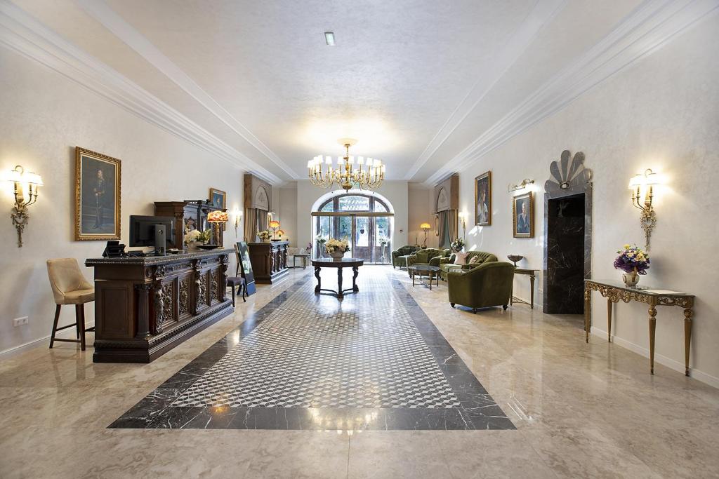 Hotel Caraiman - Resim 3