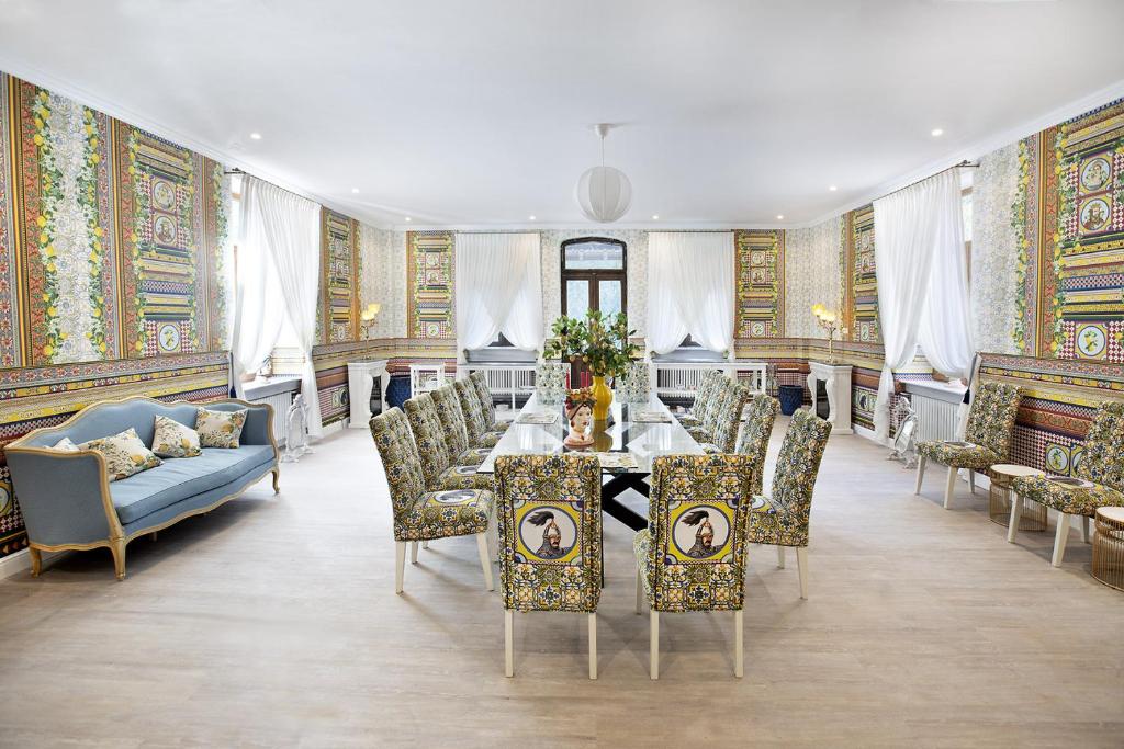 Posezení v ubytování Hotel Caraiman