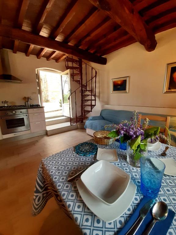 Fotografia z galérie ubytovania Charming 4-Bed Cottage 15 minutes from Florence v destinácii Impruneta