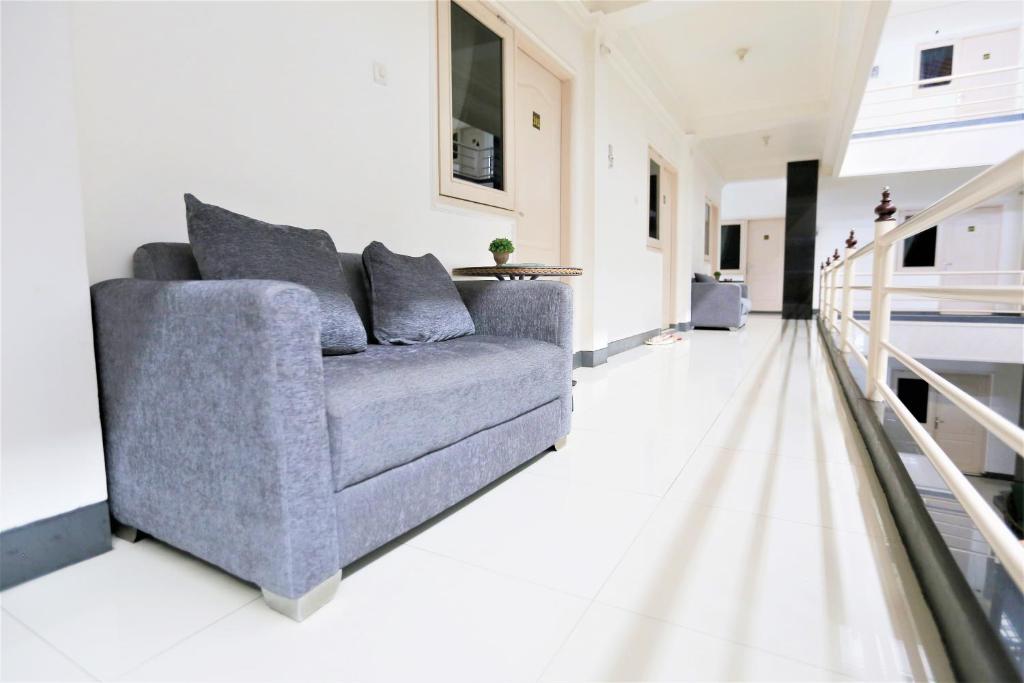 Gading Guest House的休息区