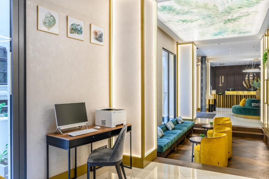 Emerald Hotel by Continental Group - Resim 13