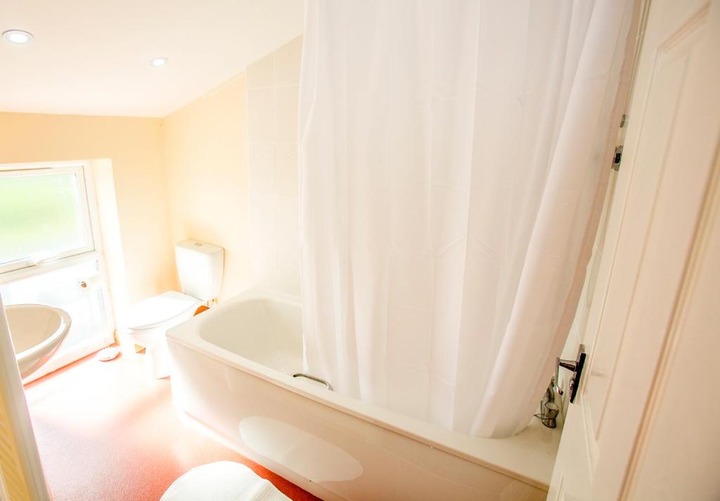The Brown Horse Hotel - Camera Familiare Deluxe