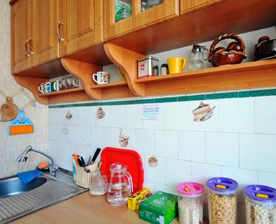 Kuchyň nebo kuchyňský kout v ubytování YourHostel Club