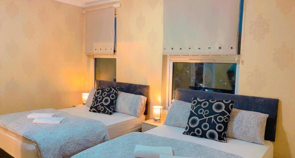 Manchester Old Trafford Apartment, Manchester (updated prices 2024)