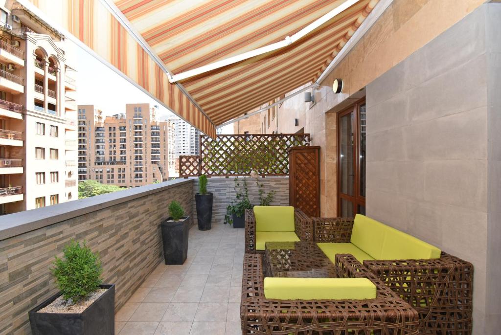 Yerevan4you Terrace - Deluxe Apartment