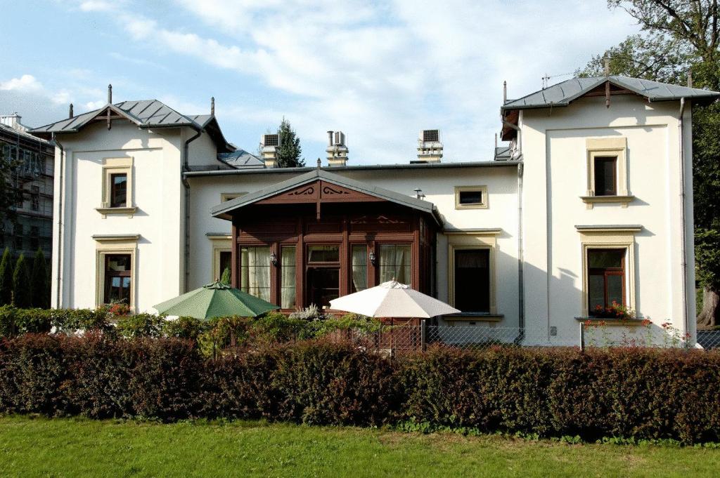Budova, v ktorej sa penzión nachádza